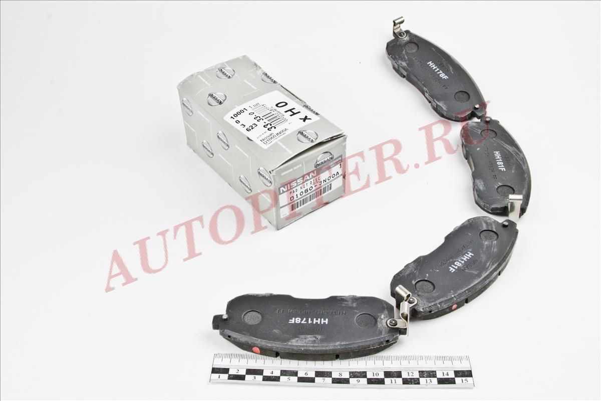 Комплект тормозных колодок D1060JN00A Nissan