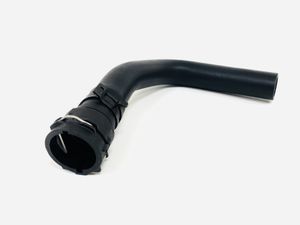 Патрубок системы охлаждения U0902173 UkorAuto