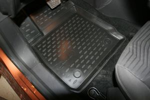 Комплект автомобильных ковриков 3D в салон FORD Fiesta, 2011-2015, 2015->, сед., хб., 4 шт. (полиуре orig3d1658210k Autofamily