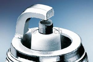 Свеча зажигания FR8ME 0.9(замена для 642) (шт.) 0 242 229 630 Bosch