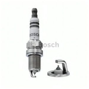 Свеча зажигания MERCEDES W202/W203/S203/CL203/C208 0 242 230 500 Bosch