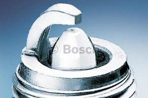 Свеча зажигания 0 242 235 700 Bosch