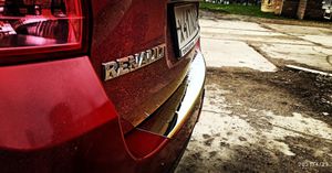 Накладка бампера декор. RENAULT Duster, штамп 'DUSTER' 2011-> нерж. сталь  nbi025 Dollex