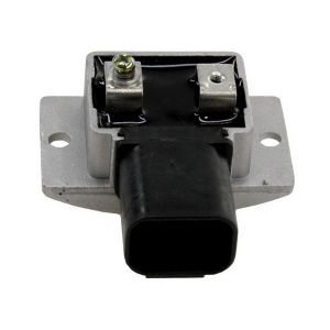 РЕГУЛЯТОР НАПРЯЖЕНИЯ ГЕНЕРАТОРА KM7501515 Kross