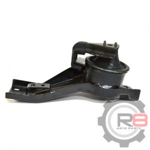 подушка двс лев 05.00  08.02 R8MR510312 R8