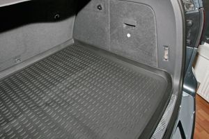 Коврик в багажник VW Touareg I 2003-2010кросс. (полиуретан) / Фольксваген Туарег nlc5101b13 Element Autofamily