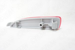 Отражатель правый Mazda 6 3 GJ 2012-2018 oem0009sor O.E.M.