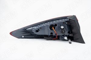 Фонарь правый внешний Ford Mondeo 5 2014- oem0073fonr O.E.M.