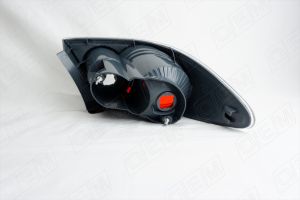 Фонарь прав�ый внешний Mazda 6 1 GG (2002-2007) oem0117fonr O.E.M.