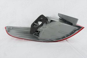 Фонарь правый внешний kia rio qb седан OEM0181FONR O.E.M.