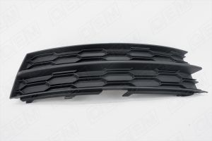Заглушка противотуманной фары правая skoda octavia a OEM1389R O.E.M.