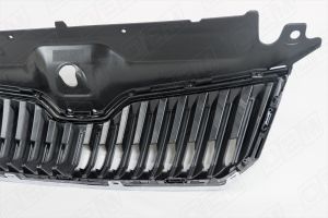 Решетка радиатора skoda superb текстурная oem3122 O.E.M.