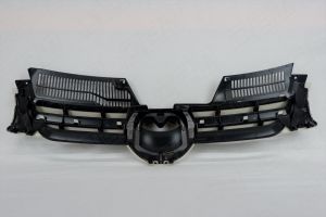 Решетка радиатора Volkswagen Golf 5 2003-2009 хэтчбек OEM3201 O.E.M.