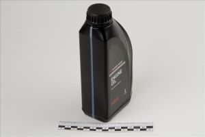 Синтетическое энергосберегающее масло для бензиновых двигателей mz320150 Mitsubishi