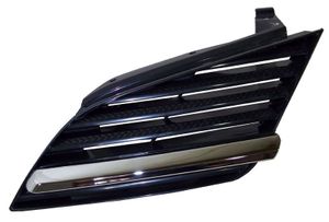 Решетка радиатора левая для Nissan Primera P12E 2002-2007 stdt390932 Sat