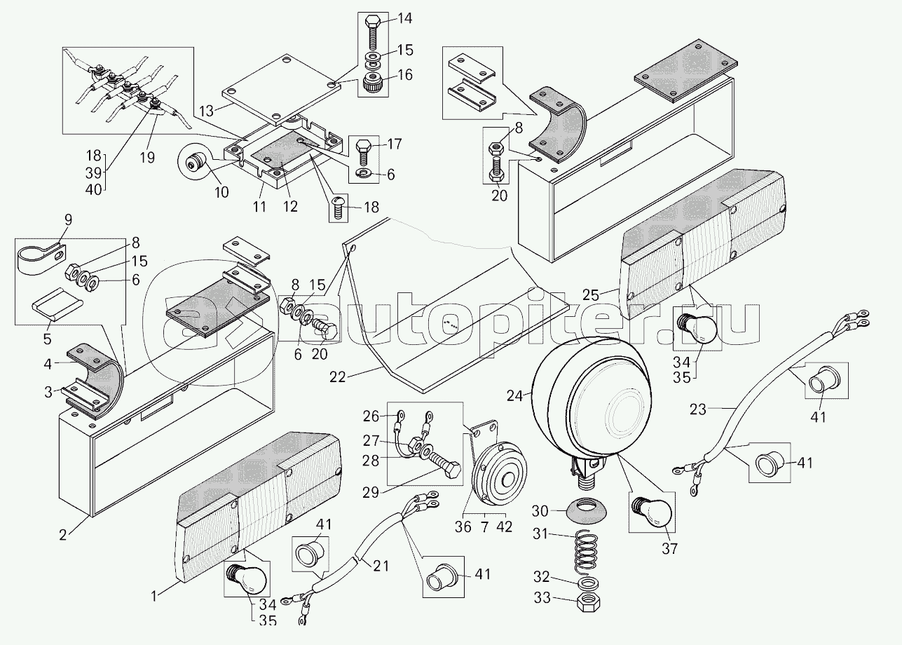 Установка задних фонарей и задней фары;Mounting of taillights and tail lantern