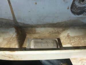 Б/у  3110560401020 крышка багажника ГАЗ 3110 1998 седан 402 bu3a64595 Б/У запчасти