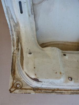 Б/у  3110560401020 крышка багажника ГАЗ 3110 1998 седан 402 bu3a64595 Б/У запчасти