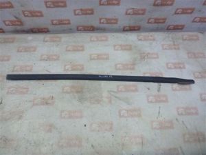 Б/у  3m51-r20562 уплотнитель стекла двери бархотка Ford C-MAX 2006 C214, 5-дверный UAV QQDB, 1.8L  П BU3A94406 Б/У запчасти