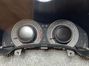 Б/у  838000ZC40 Приборная панель Toyota Auris 2010      Оригинальная приборная панель, щиток приборо by2l14365 Б/У запчасти