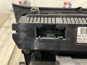 Б/у  2013278 Блок управления климатической установкой Ford Focus 3   1,6    ПОСЛЕ 2014 ГОДА by9l22787 Б/У запчасти