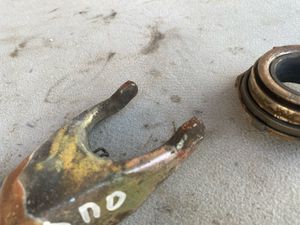 Б/у  LF481Q11701330A вилка сцепления Lifan Solano 2012 620 LF481Q3 bu8a19865 Б/У запчасти