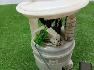 Б/у  172022047R Бензонасос Renault Sandero 2019 2 K7MA812    Топливный насос (Бензонасос) by4k17661 Б/У запчасти