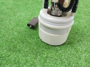 Б/у  172022047R Бензонасос Renault Sandero 2019 2 K7MA812    Топливный насос (Бензонасос) by4k17661 Б/У запчасти