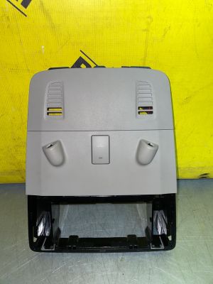 Б/у  13309524 Плафон подсветки салона Opel Astra  J     Плафон подсветки салона Opel Astra J 2009—20 by6j10523 Б/У запчасти