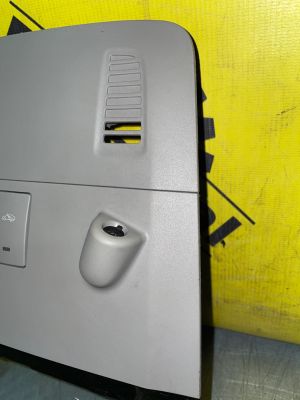 Б/у  13309524 Плафон подсветки салона Opel Astra  J     Плафон подсветки салона Opel Astra J 2009—20 by6j10523 Б/У запчасти