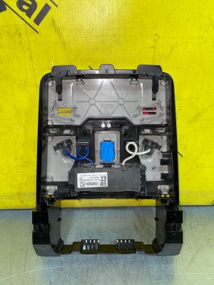 Б/у  13309524 Плафон подсветки салона Opel Astra  J     Плафон подсветки салона Opel Astra J 2009—20 by6j10523 Б/У запчасти