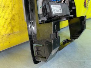 Б/у  13309524 Плафон подсветки салона Opel Astra  J     Плафон подсветки салона Opel Astra J 2009—20 by6j10523 Б/У запчасти