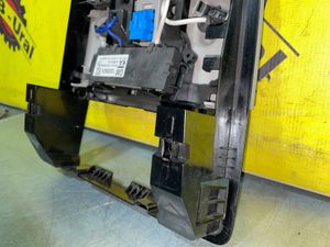 Б/у  13309524 Плафон подсветки салона Opel Astra  J     Плафон подсветки салона Opel Astra J 2009—20 by6j10523 Б/У запчасти