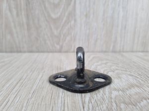 Б/у  813501H000 Ответная часть замка багажника Kia Ceed  JD     Ответная часть замка багажника Kia C by6j32057 Б/У запчасти