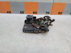 Б/у  T116205040 Замок двери задней правой Chery Tiggo T11 2005-2016 1     2 разъёма 6 контактов, Чер by7c304706 Б/У запчасти