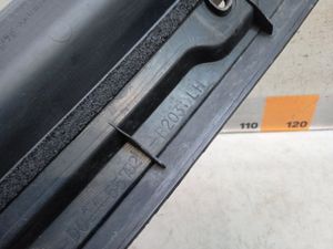 Б/у  55782B2031 Планка под лобовое стекло Daihatsu Mira 2004 L250, 6 0.7, EF-SE   Лев. жабо by7c372829 Б/У запчасти