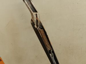 Б/у  96306103 Поводок стеклоочистителя передний Chevrolet Lanos 2008  1.5, A15SMS   Прав. Поводок дв by7c385847 Б/У запчасти