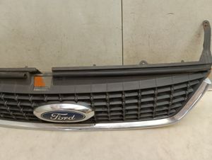 Б/у  1509302 Решетка радиатора Ford Mondeo 2010 4 1,6    До 2010 года by7c408831 Б/У запчасти