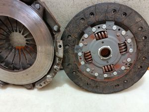 Б/у  6973999 Комплект сцепления Ford Transit 1994 4 2,0    Корзина сцепления, Диск сцепления, 2.0 by7c426656 Б/У запчасти