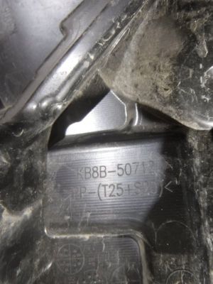 Б/У KB8B50712 решетка радиатора Mazda CX-5  2 bu4a37687 Б/У запчасти