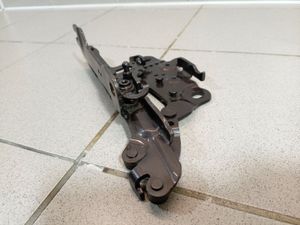 Б/у  41617286343 Петля капота левая BMW 1-Series, 2-Series, 3-Series, 4-Series  F20, F21, F22, F87, bu4a95793 Б/У запчасти