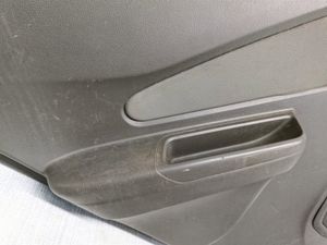 Б/у  94774803 Обшивка двери Chevrolet Cobalt 2013  B15D2  Задн. Лев. bu1a53434 Б/У запчасти