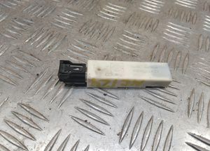 Б/у  KD47-67-6NX Антенна Mazda CX-5 (KE) 2011-2017,  Mazda 6 (GJ/GL) 2012>,  CX-5 (KF) 2017>,  CX-3 by8j0000207364 Б/У запчасти