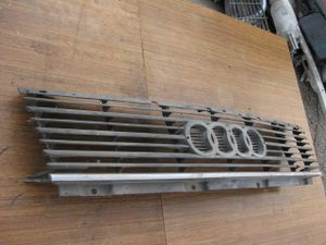 Б/у  44385365501C Решетка радиатора Audi 100  1984 WC 2,0 МКПП Артикул: 8823076 OEM: 44385365501C  4 by5k8823076 Б/У запчасти