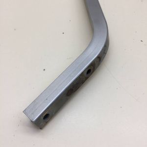 Б/у  21905605010 Петля крышки багажника Datsun on-DO  2014> Правая. Оригинал.  внутренний артикул: 5 by1h594091 Б/У запчасти