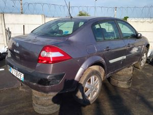 Б/у  7701475247 Накладка декоративная (молдинг) передней левой двери Renault Megane 2 (2002-2009) 20 BY9A1493326 Б/У запчасти