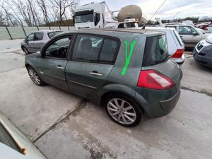 Б/у  7701475247 Накладка декоративная (молдинг) передней левой двери Renault Megane 2 (2002-2009) 20 by9a1762067 Б/У запчасти