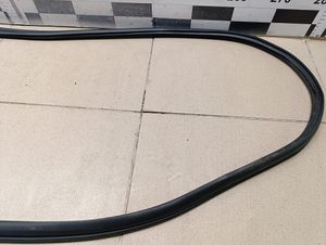 Б/у  63572SC010 Уплотнитель двери Subaru Forester (S12) 2008-2012 задней левой by7a437120 Б/У запчасти