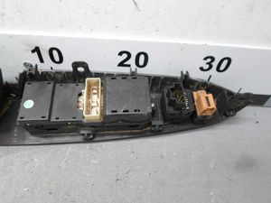 Б/у  202005436 Кнопка стеклоподъемника Saturn Vue 2 (2007-2010) 2008  АКПП bu6ap3307137 Б/У запчасти